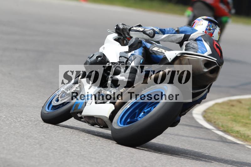 Archiv-2022/13 25.04.2022 Plüss Moto Sport ADR/Freies Fahren/20
